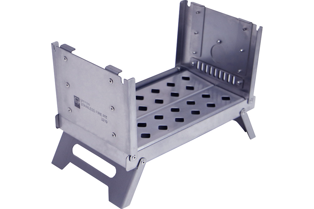 側面パネルを立ち上げて組み立てる